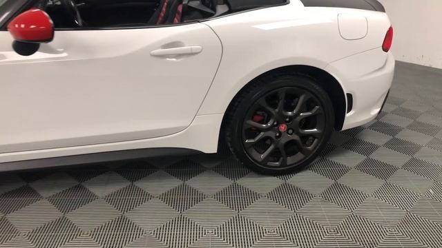 ABARTH 124 SPIDER смотреть онлайн