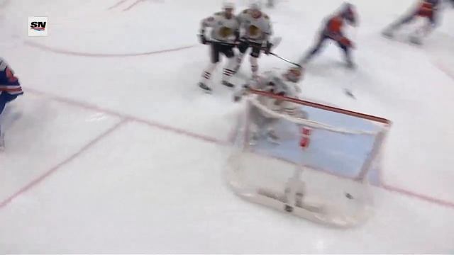 Oilers' Ryan Nugent-Hopkins Goes Bar Down Off Saucer Feed From Connor McDavid