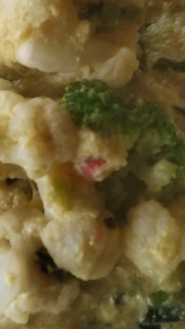 Брокколи цветная капуста картофельное пюре.