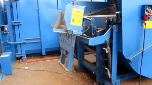 Моноблочный компактор Europress ComBio c опрокидывателем