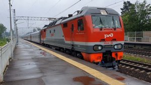 ЭП2К-188 с поездом N-260 Анапа- Санкт-Петербург по Фирсановке