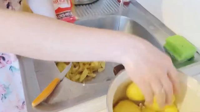 Готую вечерю // Що відчуваю// Які умови для українців у Чехіі