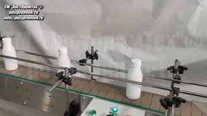 Пластинчатый конвейер для передвижения бутылок. Транспортер для линии розлива.