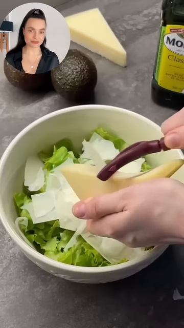 Куриная отбивная с салатом и печеным картофелем Подпишись и жди новых рецептов ❤️