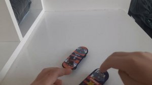 Урок езды на скейте для пальцев