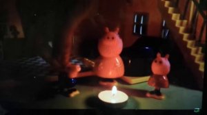 В Доме Свинки Пеппы Пропал свет из-за грозы папа свин починил свет