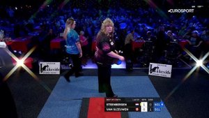 Priscilla Steenbergen v Darlene Van Sleeuwen | Lakeside WDF World Championship Darts 2022 | Round 1