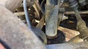 Как открутить амортизатор