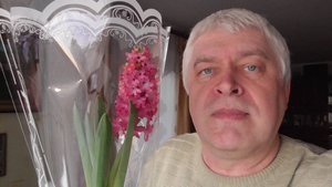 У меня цветок гиацинт, видео 07.03.2025 год
