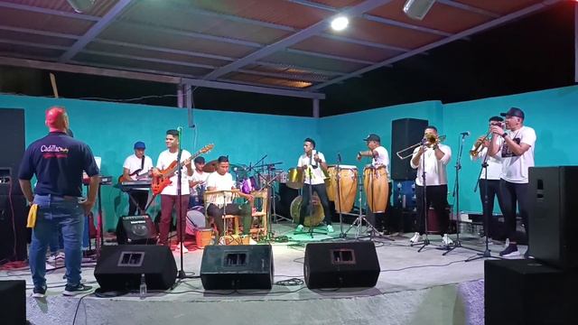 BANDA SIMBALO/ INTRO/ CLUB CASA VIEJA BARAGUA/ FIESTAS PATRONALES DE BARAGUA 2023 смотреть онлайн