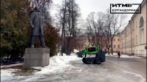 Электрический мини-погрузчик МЭП-1000  (Hard-E) работает на улицах Москвы