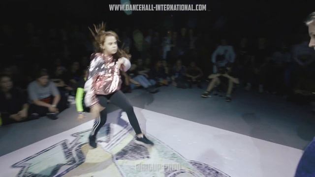 DANCEHALL INTERNATIONAL RUSSIA 2019| 1VS1 KIDS 1/4 - KSЮ (win) VS SONSHINE смотреть онлайн