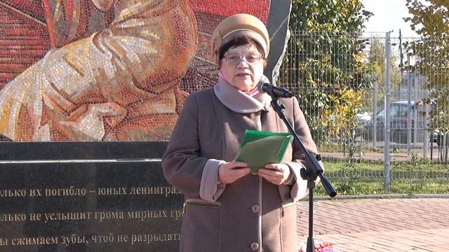 "Без памяти нет истории"-торжественно-траурный митинг в г. Тихвине смотреть онлайн