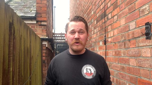 How to Escape When You Get Cornered Practical and Easy Self Defence