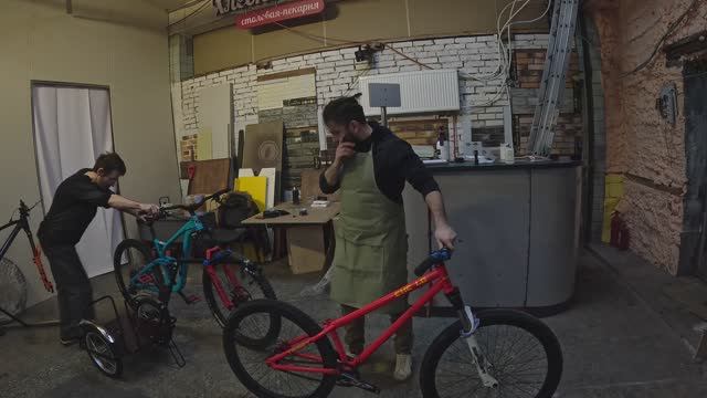 2025.03.03 Велоприцеп с озона 4K  Экспертный обзор