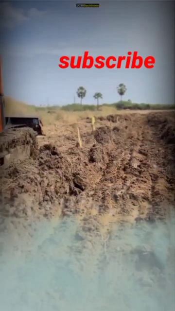 Borewell Machine Accident Jumped from the Bridge Pulled by Escort Hydra jcb machin смотреть онлайн