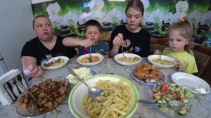 мукбанг. мы вернулись, всё у нас нормально, просто болели