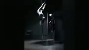 Танец на пилоне