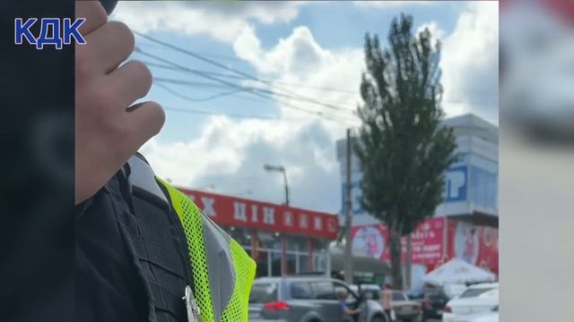 Мусора не ожидали, что таксист пригласит адвоката. смотреть онлайн