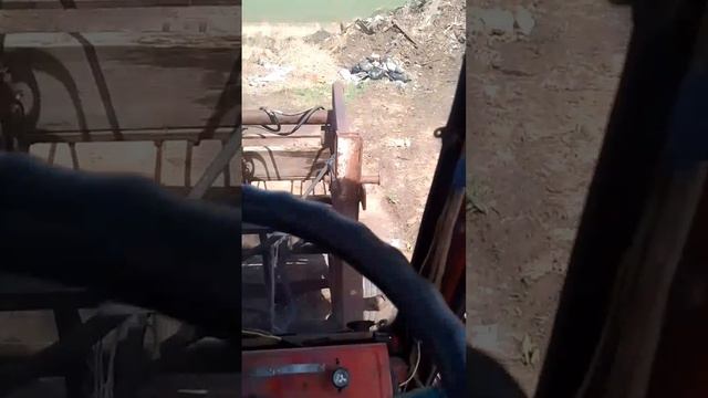 Трактор🚜 Т-16. вывоз мусора