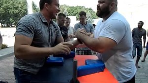 ARMWRESTLING во Владимире ( ЗА КАДРОМ)