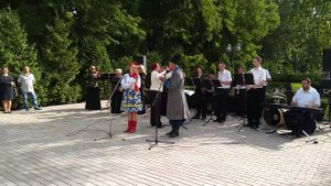 Пісня "Ой під вишнею, під черешнею"