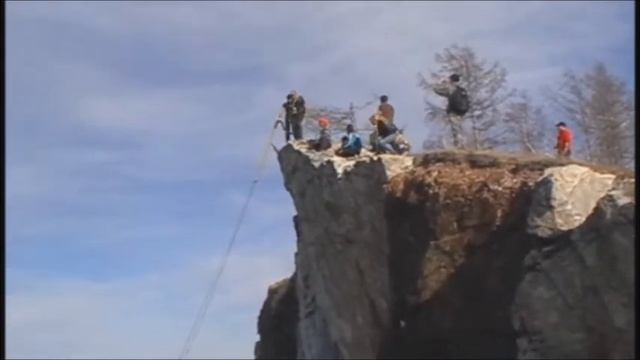 rope jumping Туимский провал. 15-16 октября 2011wmv смотреть онлайн