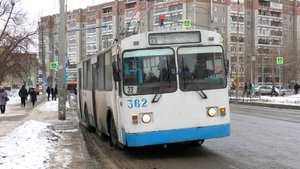 Троллейбус Екатеринбурга БТЗ-5201 борт. №362 маршрут №33 на остановке "Фрезеровщиков"