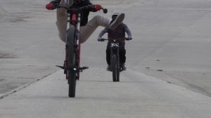 LIMITED SURRON LUDICROUS XX // URBAN FREESTYLE // JUMPS AND WHEELIES