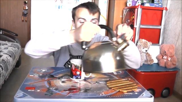 10 ПАЧЕК КОФЕ В 1 СТАКАНЕ!!! смотреть онлайн