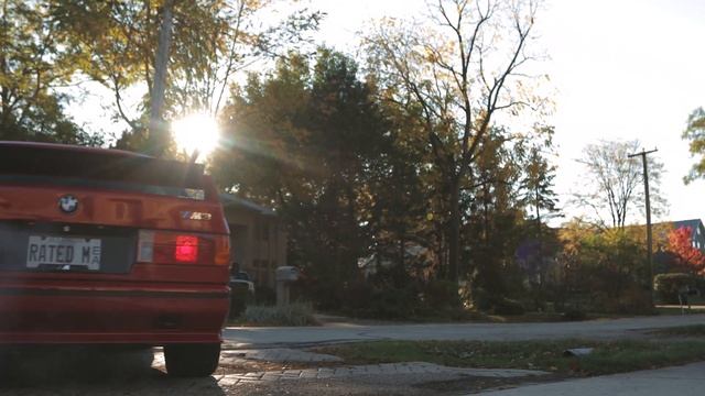 Cleanest E30 M3 in the Midwest | Yaam Media #e30 #e30m3 #classicbmw смотреть онлайн