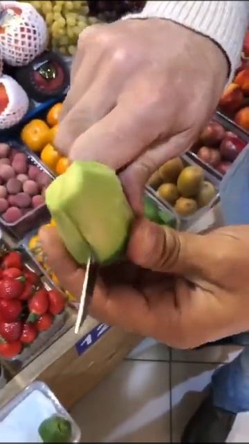 Amazing #frutis #ананас #клубника # папайя #черешня # персик #2023 #малина # ленинградский # рынок смотреть онлайн