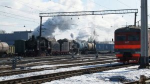 Паровозы СО17-2359, Эр766-41. Поезда на станции Санкт-Петербург-Товарный-Витебский