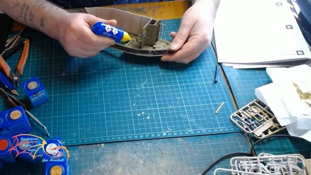 MENG British Heavy Tank MkV Female Scale 1/35 part 2 HULL & Guns