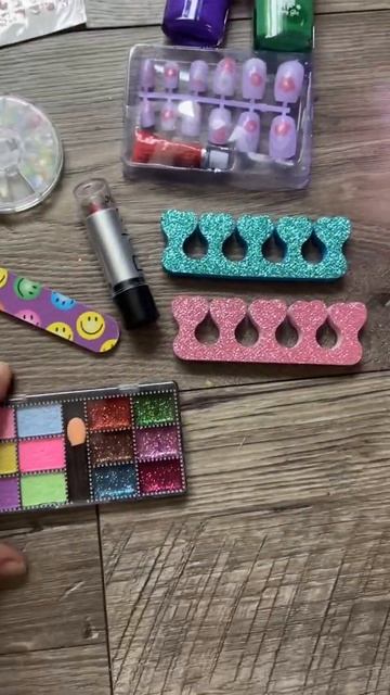 Набор детской косметики🤩 инст: krochkaru_krd #детскаякосметика#игрушкидлядетей#магазинигрушек смотреть онлайн