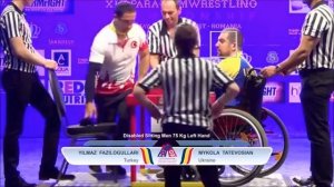 para-armwrestling. На Евро 2016 ходячий спортсмен борется с колясочником. судьям по фиг.