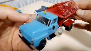 ГАЗ - 53 модели конверсии 1:43 с разными коммунальными надстройками из коллекции.
