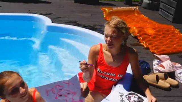 экстремальный челендж в бассейне! кто выиграет? смотреть онлайн