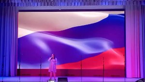 Софи с песней "Родная земля"