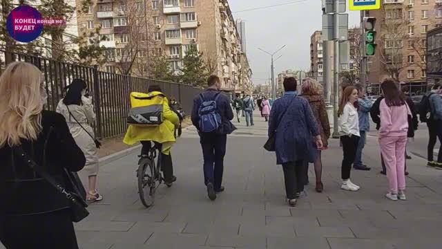 ЖИЗНЬ В МОСКВЕ. Уже тепло. Метро 1905 года.