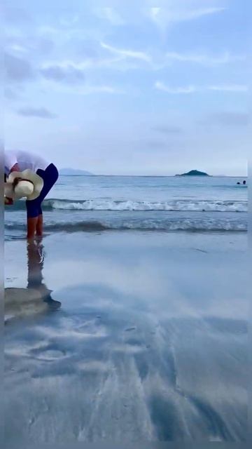 Sky Above, Sand Below, Peace Within смотреть онлайн