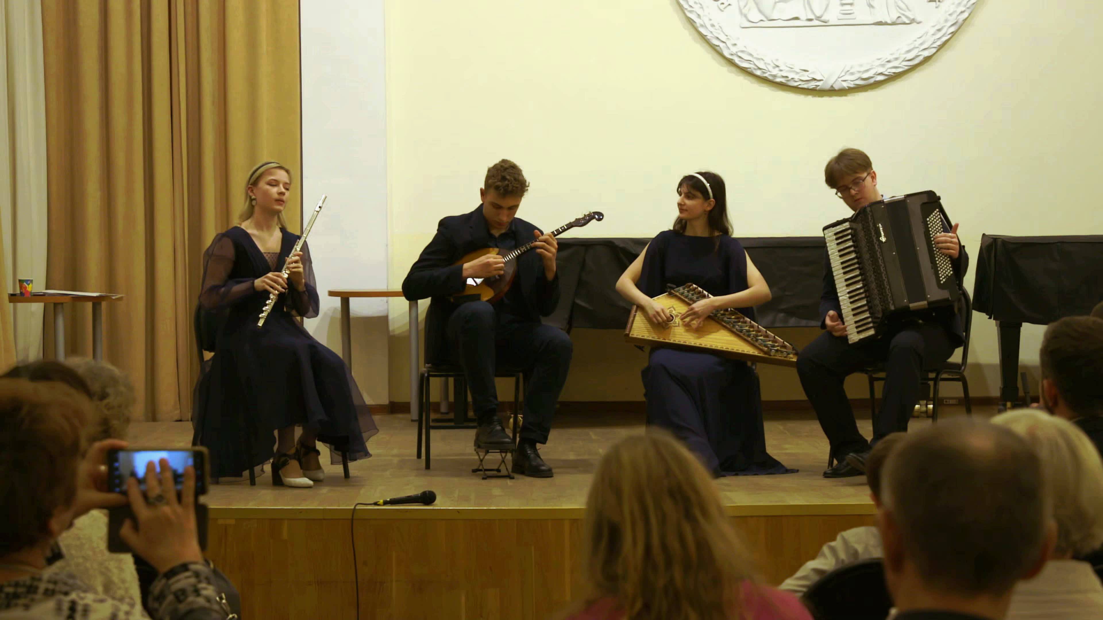 ВИВАЛЬДИ Весна - ансамбль «Лейтмотив» / VIVALDI The Four Seasons "Spring" - Ensemble "Leitmotif"