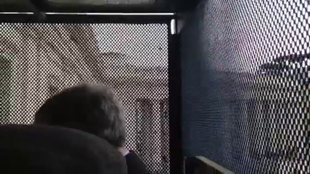 Rickety Ride Up The Bernini Colonnade смотреть онлайн