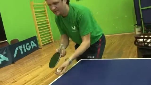 Настільний теніс. Подача з нижнім обертанням