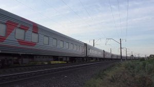 "1700 подписчиков!" Кировский ЭП1М-469 с поездом №525 Новороссийск - Екатеринбург