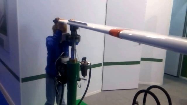 MAKS'2015 - макет стенда ресурсных испытаний крыла смотреть онлайн