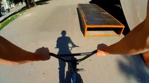 ТРЮКИ НА BMX /  РАЗБОРКИ в скейтпарке
