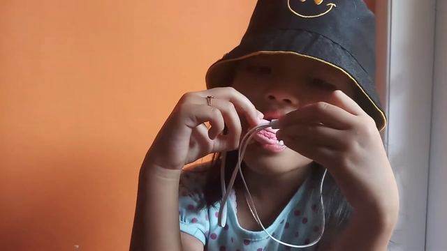 Ajeng makan macaron by andy смотреть онлайн