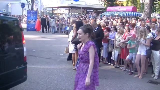 у звёздного въезда на Новую волну 2014 22 7 03 смотреть онлайн