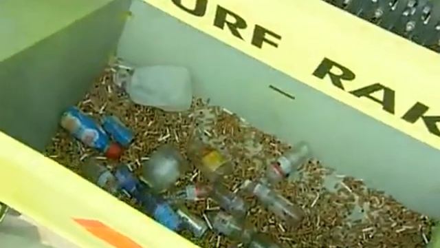 Пляжеуборочная машина Barber смотреть онлайн